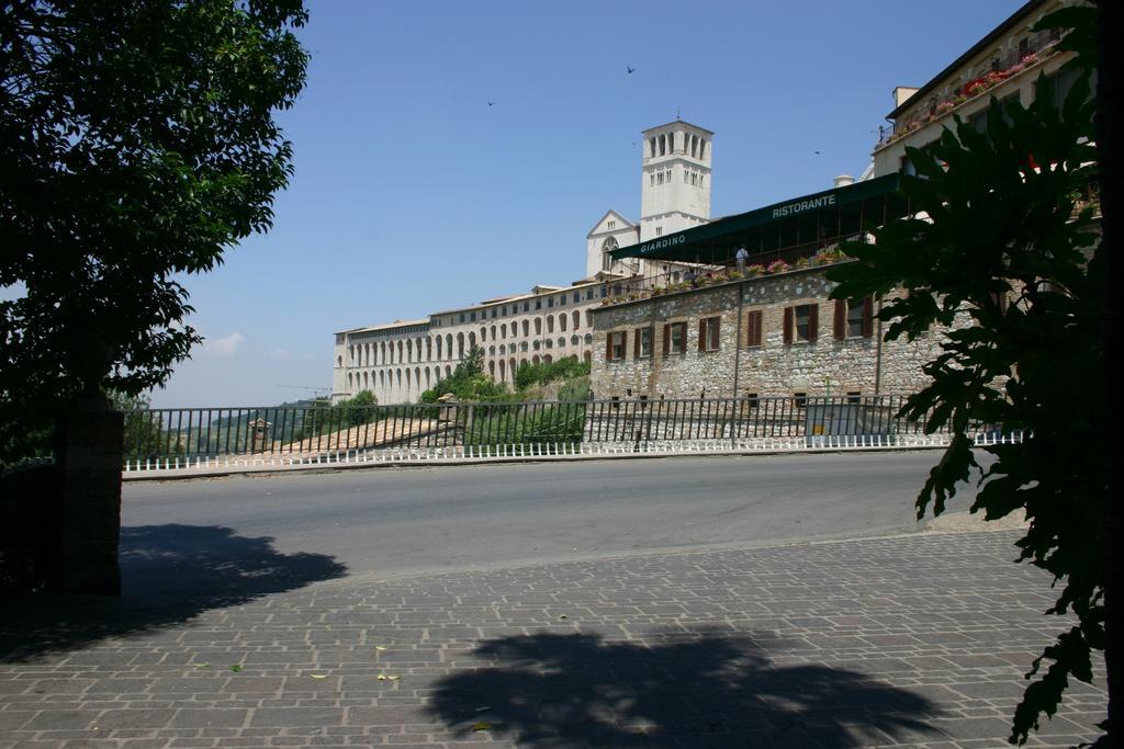 Hotel Windsor Savoia Assisi Exterior photo